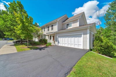 /international/us/28-mansfield-lane-berlin-vt-110101136784/?lang=en