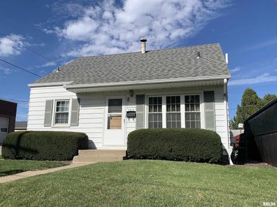 /international/us/2415-cherry-street-quincy-il-110109444540/