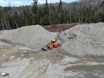 /international/us/939-u-s-route-5-sutton-vt-110107689915/