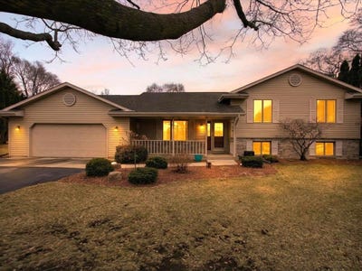/international/us/2338-e-pine-tree-court-milton-wi-110105214682/