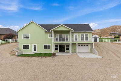 /international/us/7262-old-bruneau-hwy-marsing-id-110119705247/