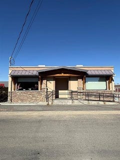/international/us/205-trail-ave-cody-wy-110107550127/