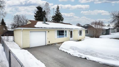 /international/us/214-kody-drive-fairbanks-ak-110107575134/