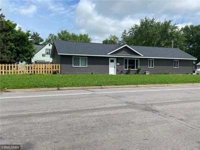 /international/us/310-highway-23-e-milaca-mn-110100201046/