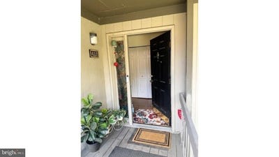 /international/us/1801-egg-harbor-road-lindenwold-nj-110109348741/