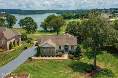 /international/us/102-cayuga-drive-loudon-tn-110101432679/