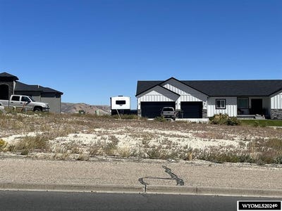 /international/us/1325-buck-drive-green-river-wy-110104076036/