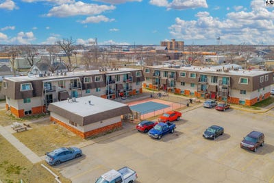 /international/us/103-e-7th-ave-south-hutchinson-ks-110107982336/