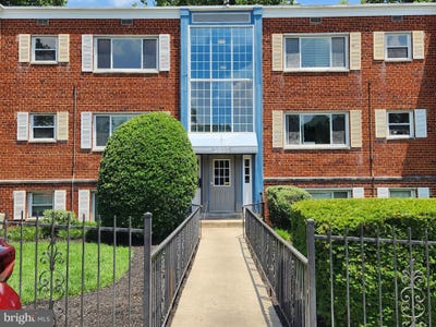 /international/us/3835-hamilton-street-hyattsville-md-110100424998/