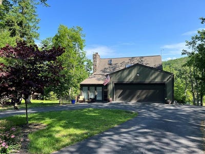 /international/us/315-flat-top-lake-road-ghent-wv-110108253680/