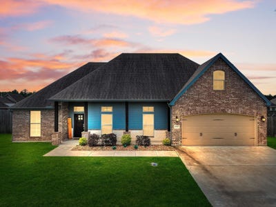 /international/us/6535-columbus-cirle-lumberton-tx-110107856161/
