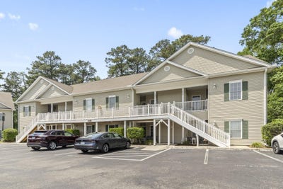 /international/us/100-lazy-willow-ln-myrtle-beach-sc-110107288549/