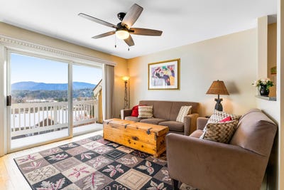 /international/us/144-mountainside-drive-stowe-vt-110106202933/