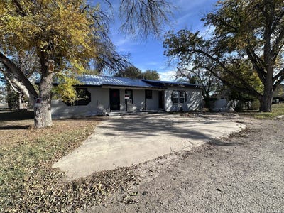 /international/us/202-hill-st-tx-110107162635/
