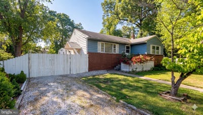 /international/us/9506-50th-avenue-college-park-md-110108278766/