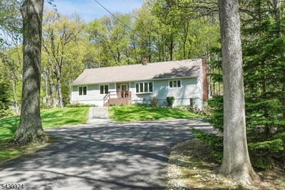 /international/us/90-russling-rd-independence-twp-nj-110107866205/