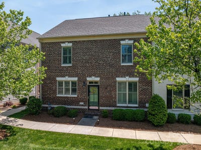 /international/us/413-nobles-way-belmont-nc-110098990968/