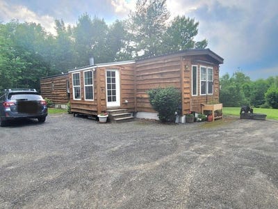/international/us/1618-riverside-drive-vassalboro-me-110100801748/