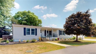 /international/us/313-applewood-drive-lockport-ny-110108686661/