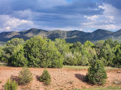/international/us/9-tigua-drive-sandia-park-nm-110094669223/?lang=en