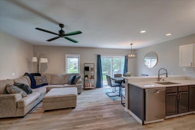 /international/us/322-alpine-meadows-circle-oregon-wi-110101372634/?lang=en