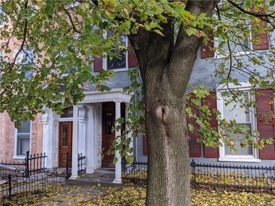 /international/us/399-s-main-street-geneva-ny-110106307361/