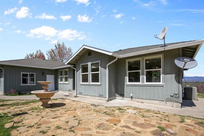 /international/us/10532-little-bogus-creek-rd-montague-ca-110099156311/