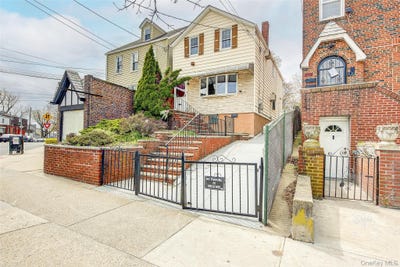 /international/us/53-74-69th-street-maspeth-ny-110107318059/