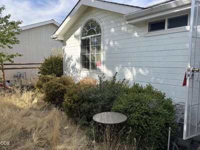 /international/us/8059-twenty-fifth-street-white-city-or-110120118608/