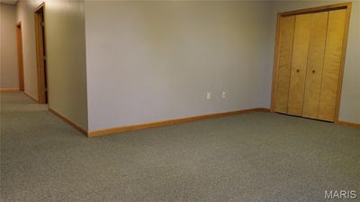/international/us/1226-linn-street-sikeston-mo-110102683843/