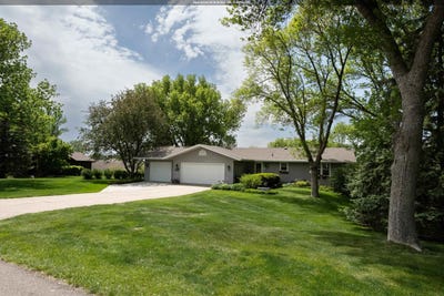 /international/us/25-dorchester-rd-sioux-city-ia-110107999838/