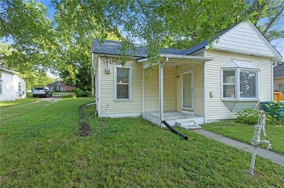 /international/us/816-chestnut-street-osawatomie-ks-110100757536/