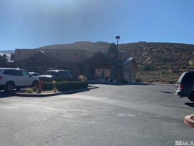 /international/us/4560-s-carson-street-units-3-4-carson-city-nv-110090369372/