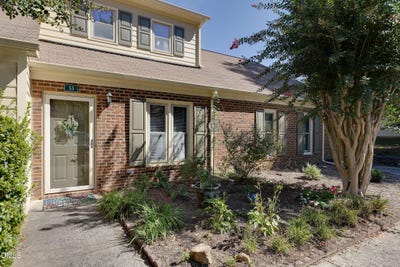/international/us/33-sparger-springs-lane-durham-nc-110110077806/