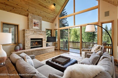 /international/us/106-n-little-texas-lane-woody-creek-co-110108639461/