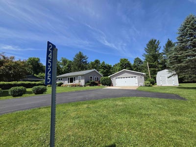 /international/us/24525-cty-hwy-rc-richland-center-wi-110109056163/