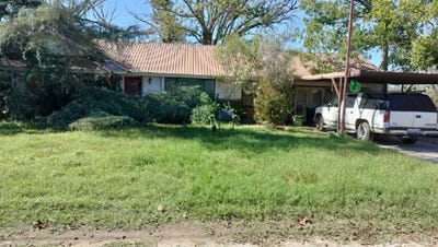 /international/us/702-starkey-street-bangs-tx-110108506535/