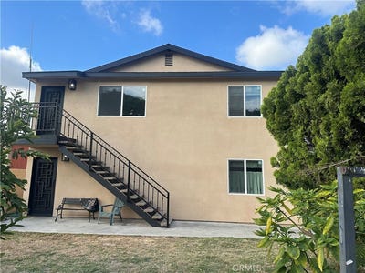 /international/us/5120-e-59th-place-maywood-ca-110108570197/