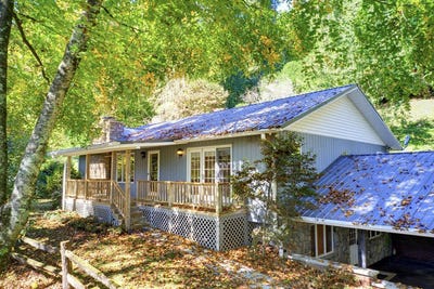 /international/us/722-dillsboro-rd-sylva-nc-110120534361/