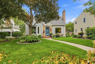 /international/us/3410-zenith-avenue-n-robbinsdale-mn-110110079011/