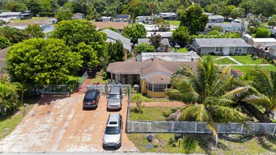 /international/us/4373-venus-avenue-west-palm-beach-fl-110109509858/