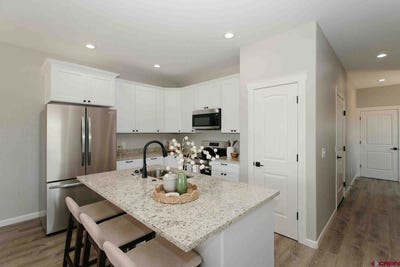 /international/us/740-e-star-court-montrose-co-110106280948/