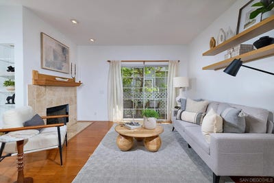 /international/us/13826-midland-rd-poway-ca-110107857419/