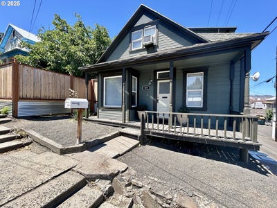 /international/us/409-madison-st-the-dalles-or-110097756764/