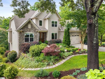 /international/us/109-griffith-knoll-way-greer-sc-110108427538/