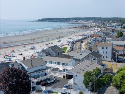 /international/us/171-long-beach-avenue-york-me-110101313108/