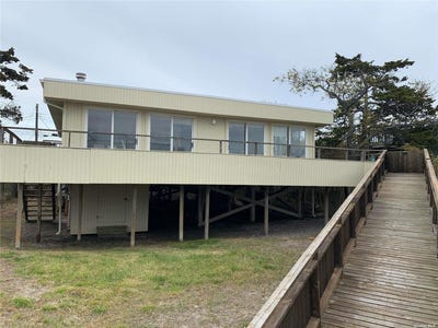 /international/us/6-sloop-walk-ocean-beach-ny-110096101634/