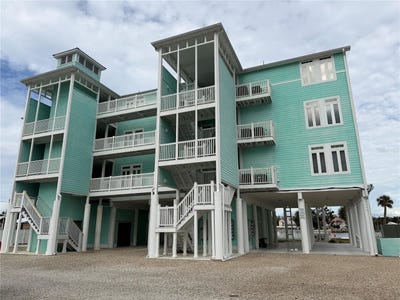 /international/us/6990-sw-hwy-358-steinhatchee-fl-110105640991/