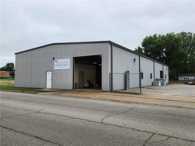 /international/us/606-e-7th-street-pittsburg-ks-110109069162/