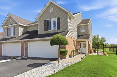/international/us/2495-spruce-street-lynwood-il-110107877720/